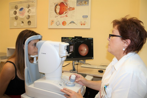 Speciální kamera pomůže lékařům šumperské nemocnice odhalit nebezpečné oční onemocnění