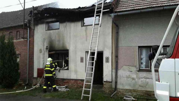 Požár rodinného domku v Polkovicích na Přerovsku
