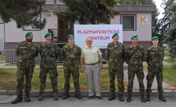 Plazmaferetické centrum šumperské nemocnice obsadili vojáci z aktivních záloh