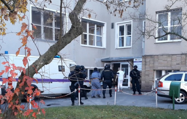 V šumperské nemocnici ošetřovali nebezpečného vězně