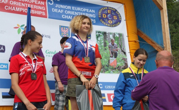 Anna Formánková juniorskou mistryní Evropy neslyšících v orientačním běhu