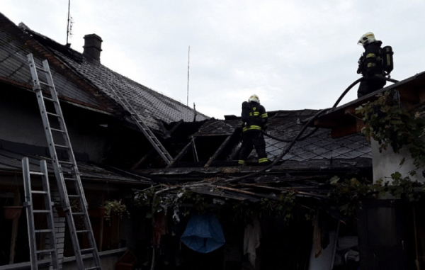 Ve Štěpánově na Olomoucku došlo k požáru rodinného domu, škody se vyšplhaly přes milion korun