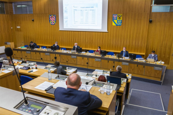 Olomoucký kraj schválil rozpočet. Důraz klade na kontrolu nákladů a nesnižování investic