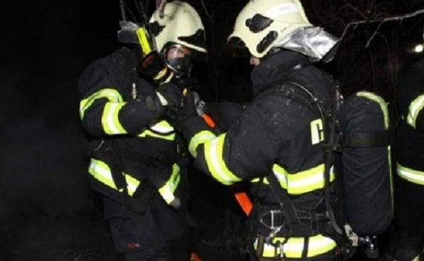 Požár nákladního vozidla zaměstnal hasiče v Hranicích
