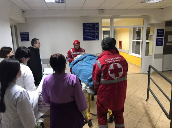 FN Olomouc poskytne léčbu hasiči s těžkým válečným zraněním, kterého se podařilo evakuovat z Ukrajiny
