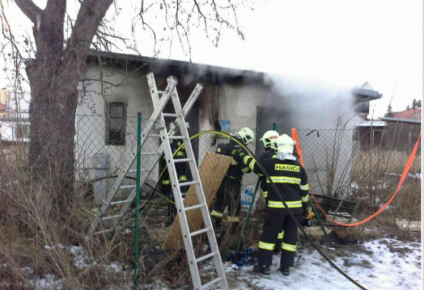 Požár drážního domku v Prostějově