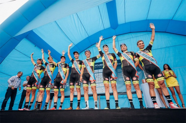 V úvodní týmové časovce Czech Cycling Tour zvítězil tým Elkov Author